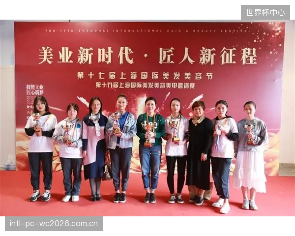 宁波队着眼未来培养新人,李苑鑫与薛傅文获潜力赛锻炼机会。 宁波队着眼未来培养新人,李苑鑫与薛傅文获潜力赛锻炼机会。